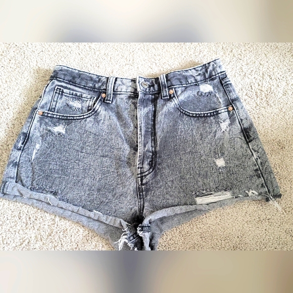wild fable Pants - Wild Fable Distressed Shorts Size 10